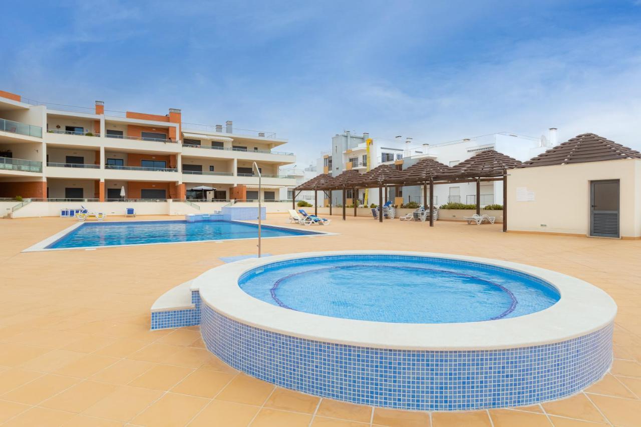 Arco-Iris Apartment Lagos Luaran gambar