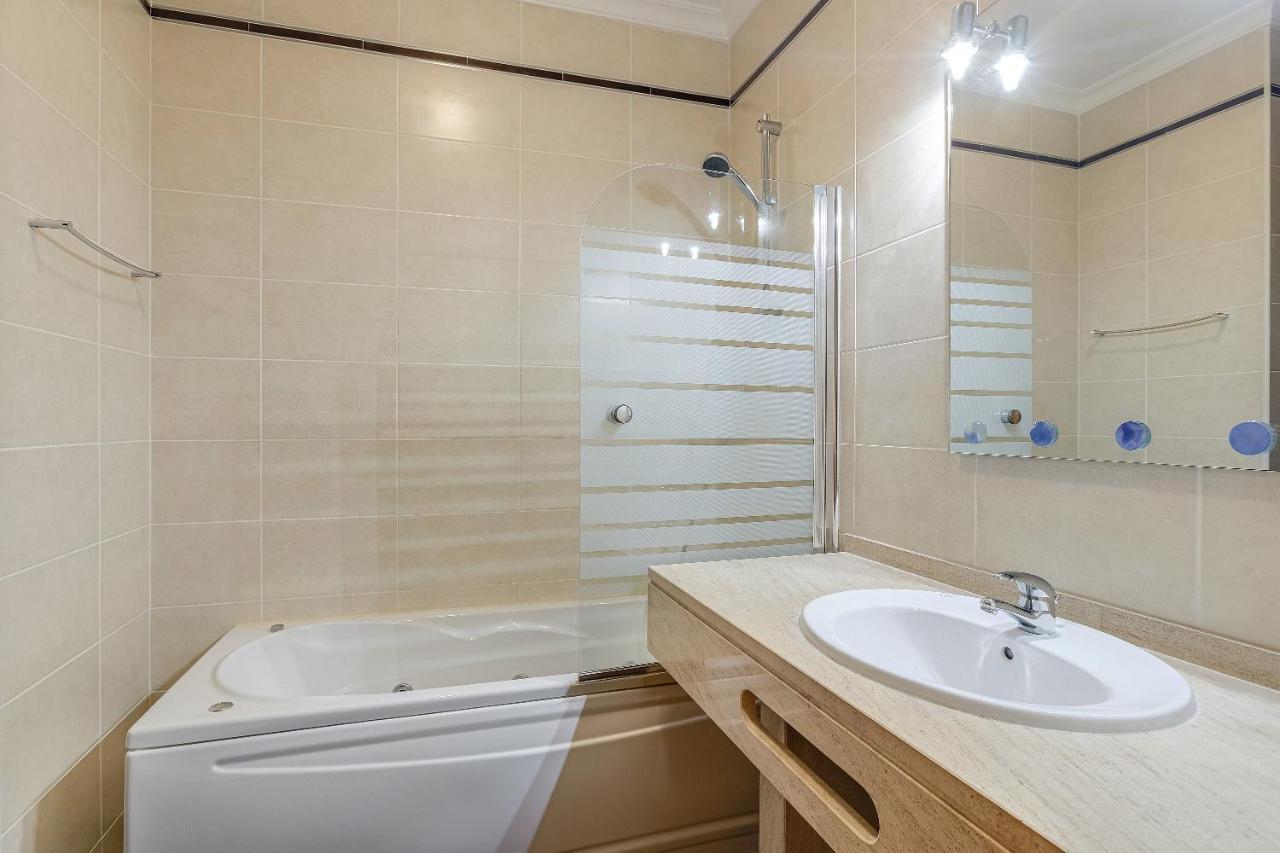Arco-Iris Apartment Lagos Luaran gambar
