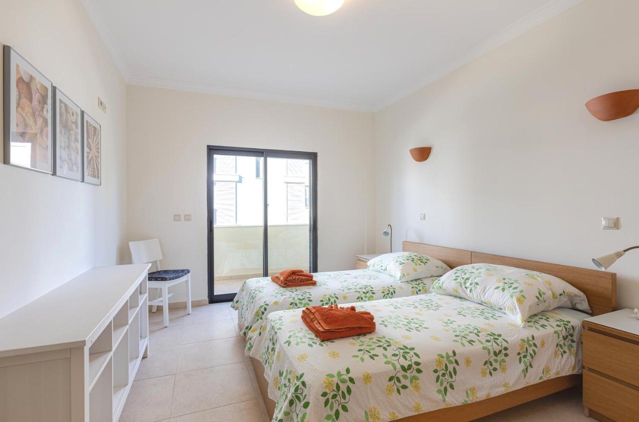 Arco-Iris Apartment Lagos Luaran gambar